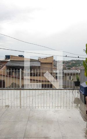Casa à venda com 130m², 4 quartos e 2 vagas Casa à venda com 130m², 4 quartos e 2 vagasQuintal