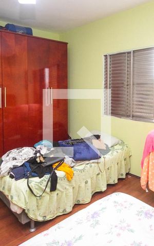 Casa à venda com 130m², 4 quartos e 2 vagas Casa à venda com 130m², 4 quartos e 2 vagasQuarto 03
