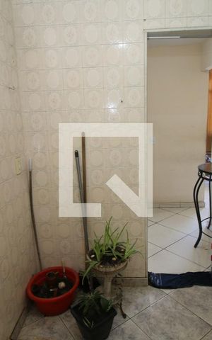 Apartamento para alugar com 60m², 2 quartos e sem vagaÁrea de Serviço