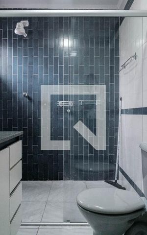 Casa à venda com 192m², 6 quartos e 2 vagas Casa à venda com 192m², 6 quartos e 2 vagasBanheiro 1