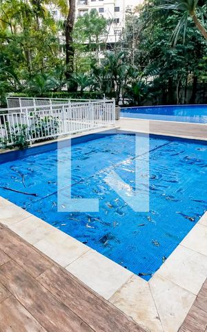 Apartamento à venda com 165m², 4 quartos e 3 vagasÁrea comum - Piscina