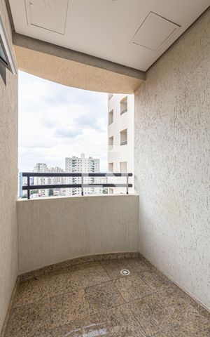 Apartamento à venda com 41m², 1 quarto e 1 vaga Apartamento à venda com 41m², 1 quarto e 1 vagaVaranda