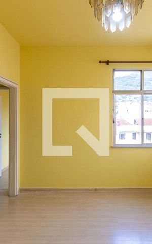 Apartamento à venda com 85m², 2 quartos e sem vagaSala