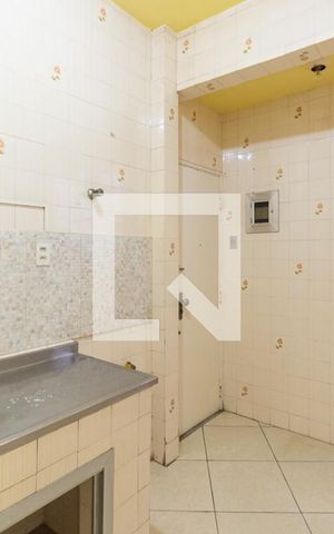 Apartamento à venda com 85m², 2 quartos e sem vagaCozinha