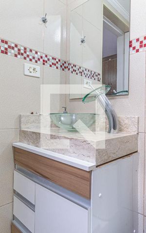Casa à venda com 110m², 3 quartos e 2 vagas Casa à venda com 110m², 3 quartos e 2 vagasBanheiro da suíte