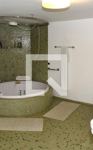 Casa à venda com 300m², 6 quartos e 4 vagasBanheiro do Loft