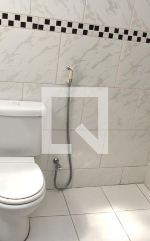 Casa à venda com 300m², 6 quartos e 4 vagasBanheiro da Suíte 1