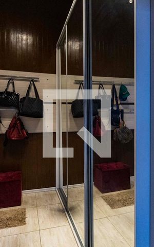 Casa de condomínio à venda com 130m², 3 quartos e 3 vagas Casa de condomínio à venda com 130m², 3 quartos e 3 vagasSuíte