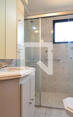 Apartamento à venda com 214m², 4 quartos e 4 vagasBanheiro da Suíte 1
