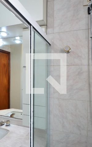 Apartamento à venda com 214m², 4 quartos e 4 vagasBanheiro Social