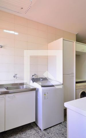 Apartamento à venda com 214m², 4 quartos e 4 vagasÁrea de Serviço