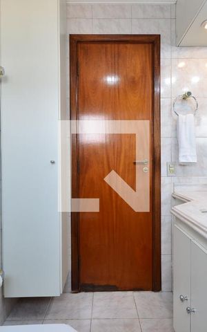 Apartamento à venda com 214m², 4 quartos e 4 vagasBanheiro Social