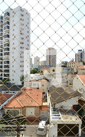 Apartamento à venda com 214m², 4 quartos e 4 vagasVista