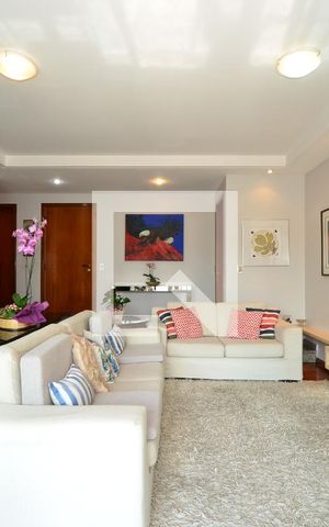 Apartamento à venda com 214m², 4 quartos e 4 vagasSala