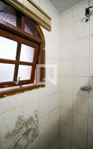 Casa à venda com 250m², 3 quartos e 4 vagas Casa à venda com 250m², 3 quartos e 4 vagasBanheiro 3