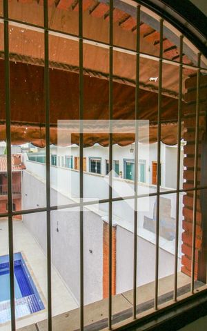 Casa à venda com 250m², 3 quartos e 4 vagas Casa à venda com 250m², 3 quartos e 4 vagasVista
