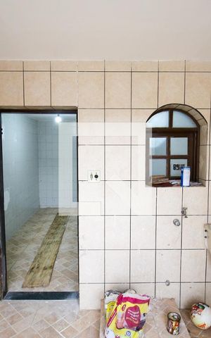 Casa à venda com 250m², 3 quartos e 4 vagas Casa à venda com 250m², 3 quartos e 4 vagasÁrea de Serviço