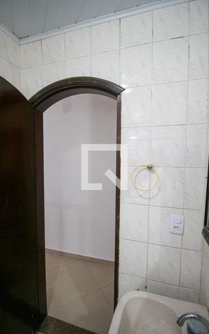 Casa à venda com 250m², 3 quartos e 4 vagas Casa à venda com 250m², 3 quartos e 4 vagasBanheiro 3