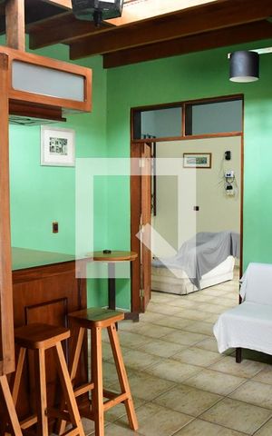 Casa para alugar com 347m², 3 quartos e 6 vagasSala