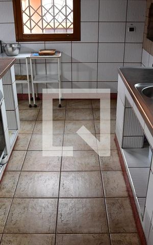 Casa para alugar com 347m², 3 quartos e 6 vagasCozinha