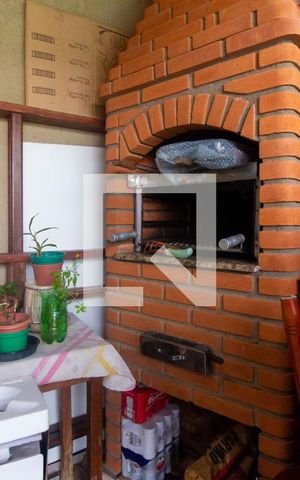 Casa à venda com 152m², 4 quartos e 4 vagasChurrasqueira