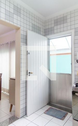 Casa à venda com 152m², 4 quartos e 4 vagasCozinha