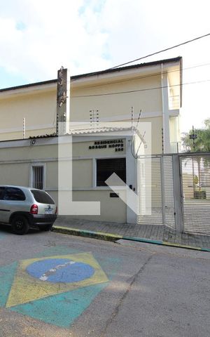 Casa à venda com 156m², 3 quartos e 3 vagasFachada