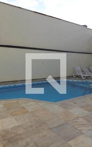 Casa à venda com 156m², 3 quartos e 3 vagasPiscina