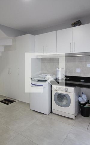 Casa à venda com 156m², 3 quartos e 3 vagasÁrea de Serviço