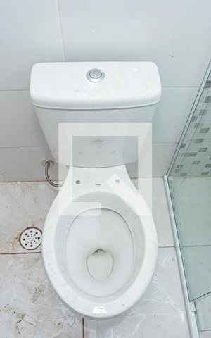 Apartamento para alugar com 60m², 2 quartos e sem vaga Apartamento para alugar com 60m², 2 quartos e sem vagaBanheiro