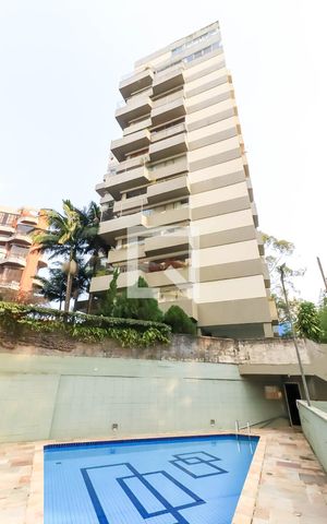 Apartamento à venda com 160m², 3 quartos e 3 vagas Apartamento à venda com 160m², 3 quartos e 3 vagasPiscina - Fachada