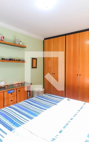Apartamento à venda com 160m², 3 quartos e 3 vagas Apartamento à venda com 160m², 3 quartos e 3 vagasQuarto