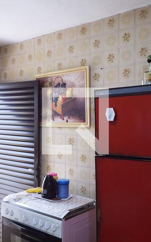 Casa para alugar com 130m², 2 quartos e 2 vagasCozinha