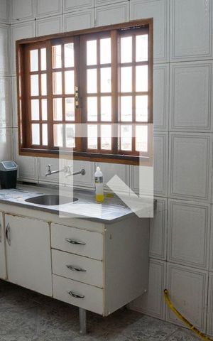 Casa à venda com 60m², 2 quartos e 1 vaga Casa à venda com 60m², 2 quartos e 1 vagaCozinha