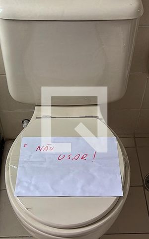 Apartamento para alugar com 115m², 3 quartos e 2 vagasBanheiro de serviço