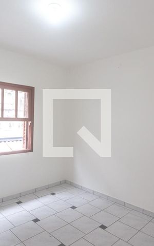 Casa para alugar com 100m², 2 quartos e 2 vagas Casa para alugar com 100m², 2 quartos e 2 vagasQuarto 2