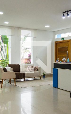 Casa à venda com 500m², 5 quartos e 5 vagasSalão Casa 4