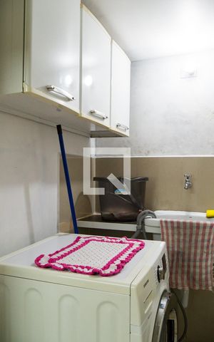 Casa à venda com 500m², 5 quartos e 5 vagasÁrea de Serviço Casa 2