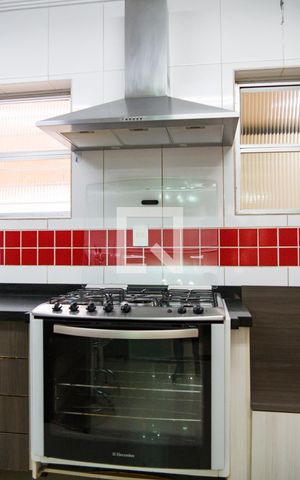 Casa à venda com 500m², 5 quartos e 5 vagasCozinha
