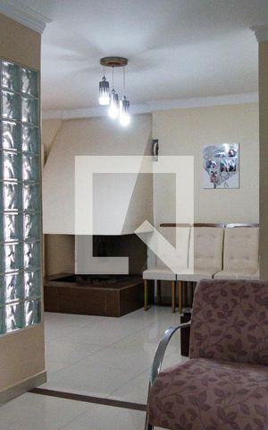 Casa à venda com 500m², 5 quartos e 5 vagasSala de Estar Casa 1