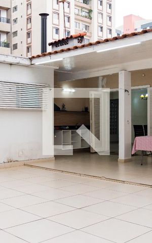 Casa à venda com 500m², 5 quartos e 5 vagasGaragem/ Churrasqueira Casa 1