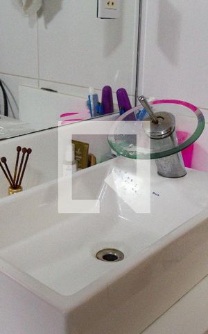 Casa à venda com 500m², 5 quartos e 5 vagasBanheiro Social Casa 1