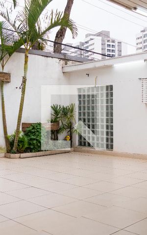 Casa à venda com 500m², 5 quartos e 5 vagasGaragem/ Churrasqueira Casa 1