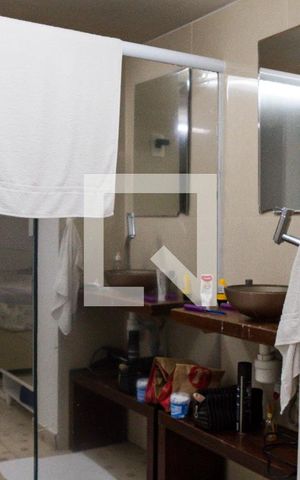 Casa à venda com 500m², 5 quartos e 5 vagasSuíte Casa 2