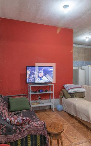Casa à venda com 260m², 4 quartos e 4 vagas Casa à venda com 260m², 4 quartos e 4 vagasSala