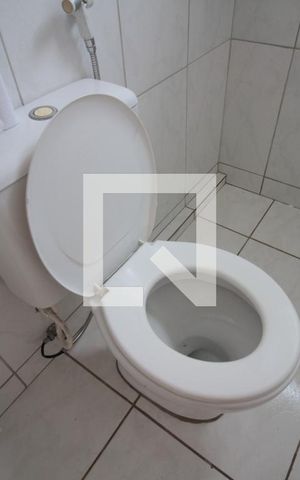 Apartamento à venda com 66m², 2 quartos e 1 vagaBanheiro Social