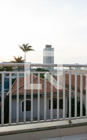 Casa de condomínio à venda com 100m², 2 quartos e 1 vaga Casa de condomínio à venda com 100m², 2 quartos e 1 vagaTerraço