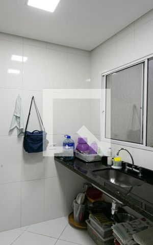 Casa de condomínio à venda com 100m², 2 quartos e 1 vaga Casa de condomínio à venda com 100m², 2 quartos e 1 vagaCozinha