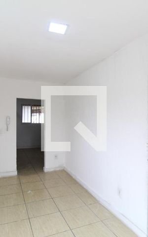Casa à venda com 64m², 1 quarto e sem vagaSala