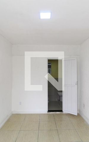 Casa à venda com 64m², 1 quarto e sem vagaQuarto